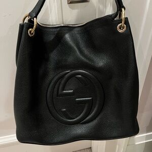 Like new, used twice. Great bag in perfect condition.